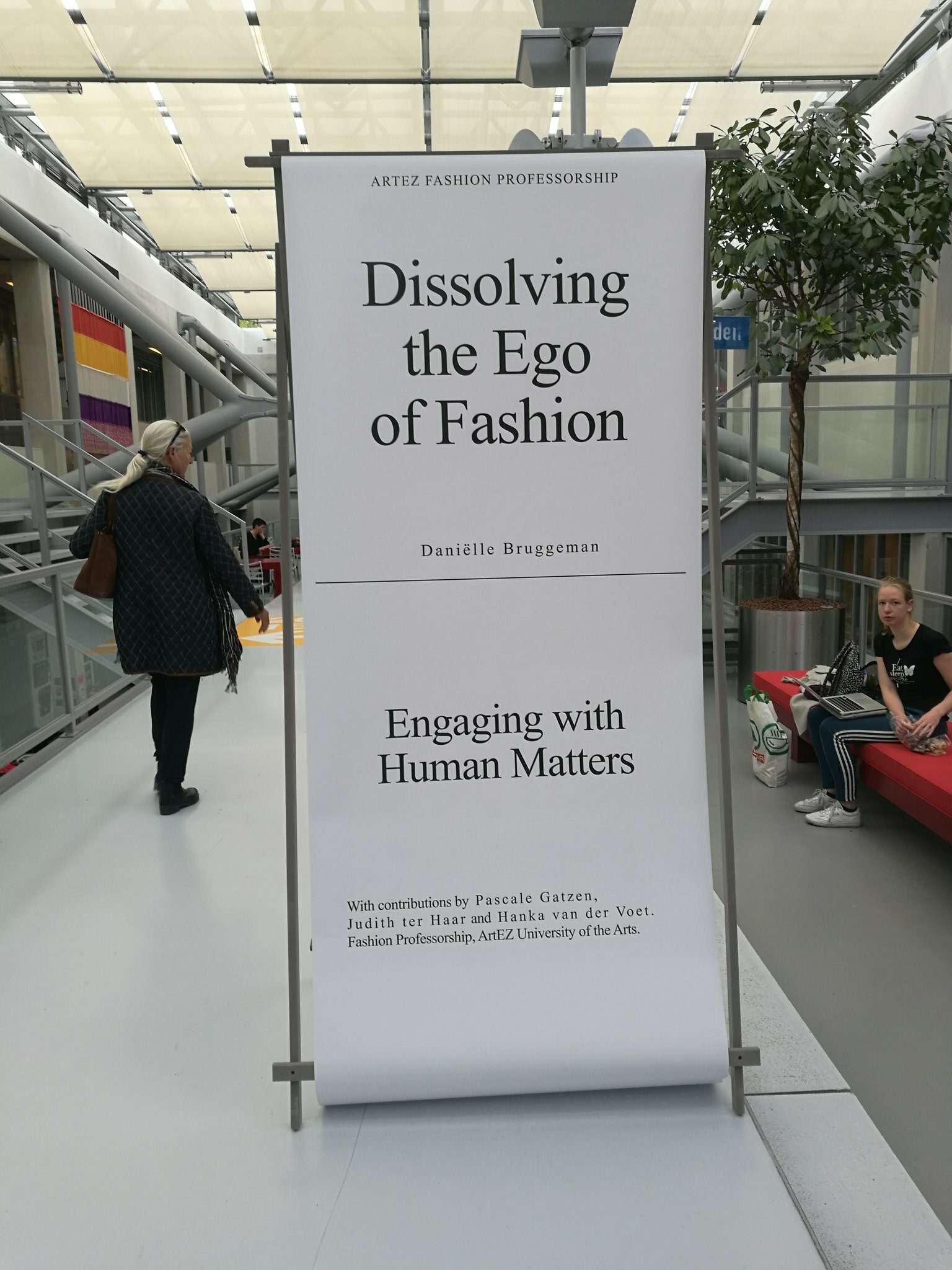 2020 Dissolving the ego of fashion