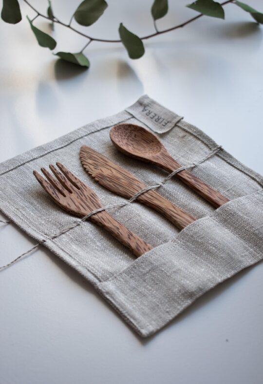 Wooden cutlery